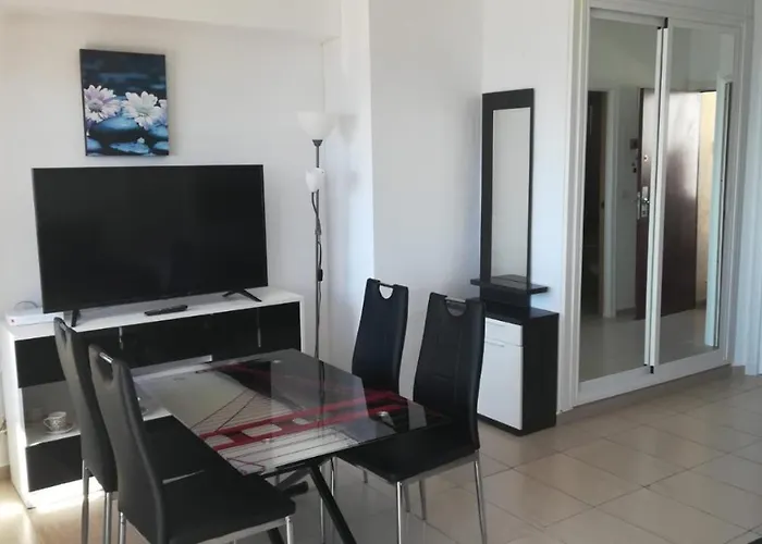 Apartamento-Estudio First Line Of The Beach Malaga -Benalmadena