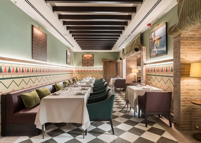 Malaga Hotels near Hua Hin Airport (HHQ) with shuttle service