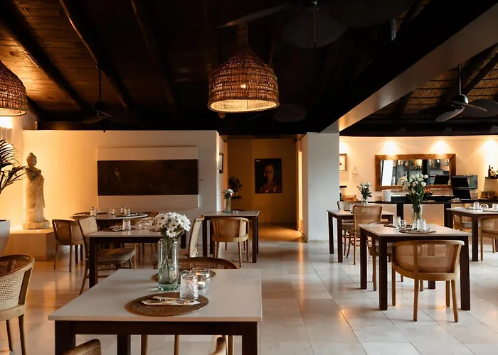 Monda Hotels