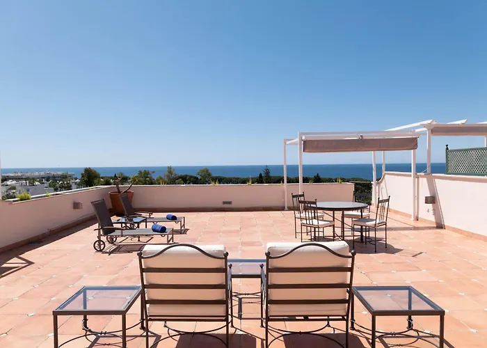 Apartamentos Guadalpin Suites Marbella