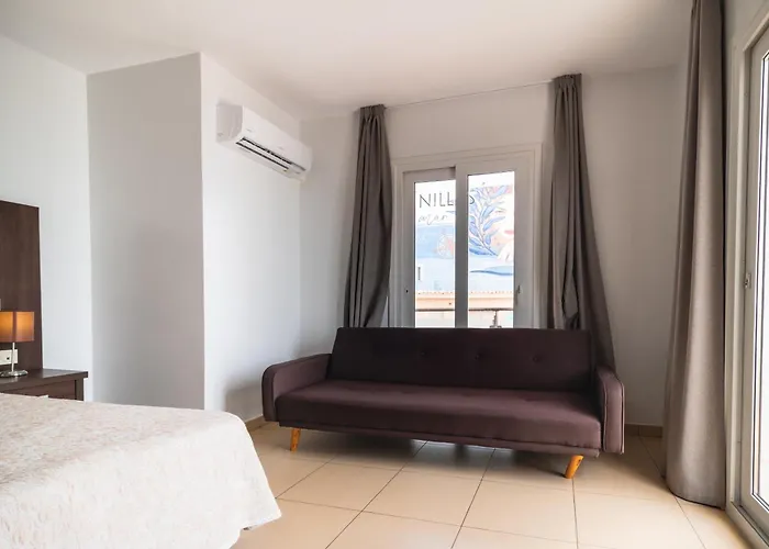 San Luis de Sabinillas Hotels