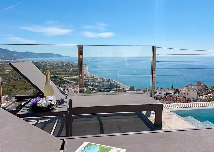 Villa Tierra Nerja with Pool