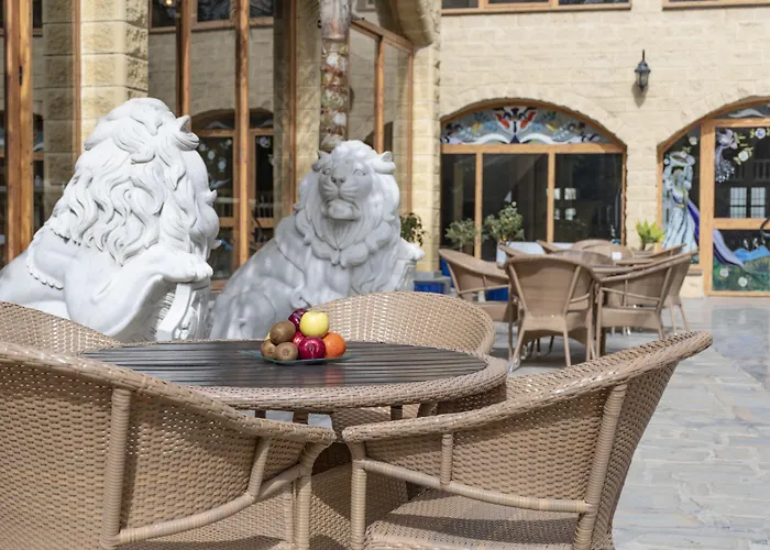 Malaga Hotels near Fort Lauderdale Hollywood Airport (FLL)