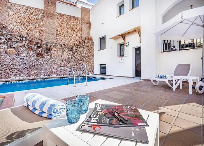 Frigiliana Hotels