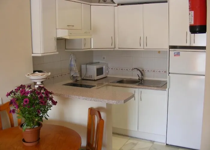 Apartment In Nerja Mlaga 102179