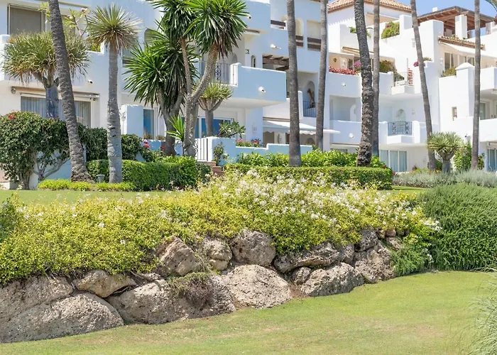 Hanami Alcazaba Beach Front Sea View Estepona