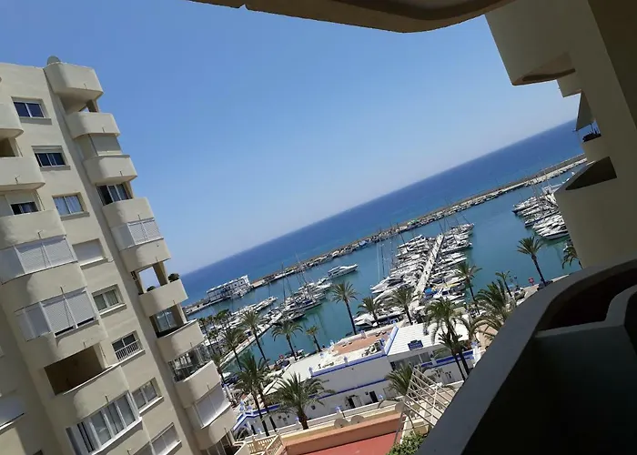 Urbanizacion Puerto Paraiso Estepona